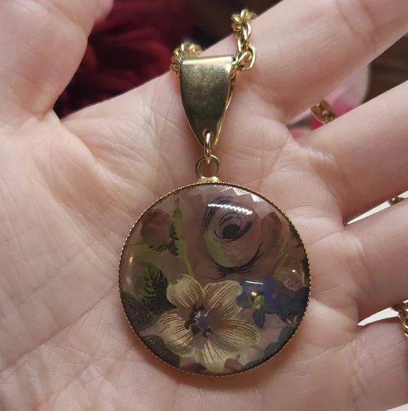 Vintage Hand Painted Red & Yellow Flower Glass Pendant Necklace Gold Tone - Picture 6 of 10